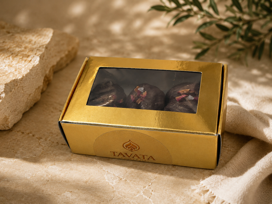 Almond Éclat Noir Gift Box - 3 Pieces